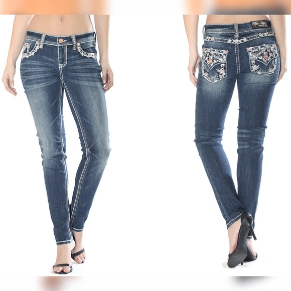 Grace in LA Denim - NWT GRACE IN LA JEANS Mid Rise Easy Skinny Jean